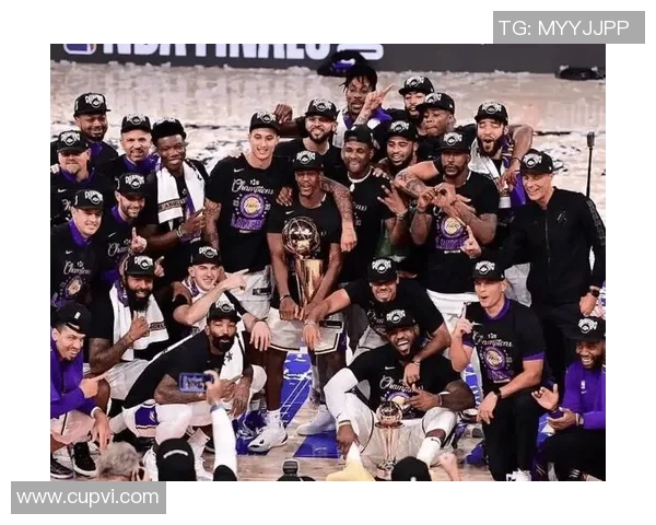 海斯助力湖人夺冠NBA全明星赛精彩回顾与未来展望