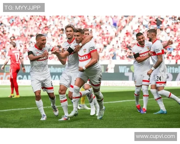 勒沃库森持续稳定发挥,逼平实力强劲的斯图加特队 勒沃库森持续稳定发挥,逼平实力强劲的斯图加特队