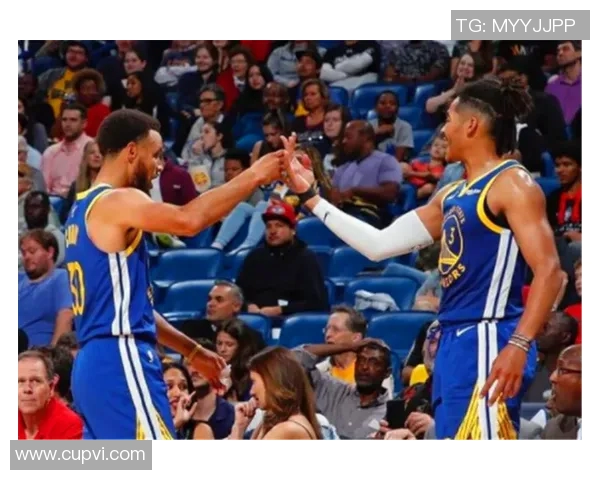 汤普逊复出引热议,球迷期待超强三巨头再聚首 汤普逊复出引热议,球迷期待超强三巨头再聚首