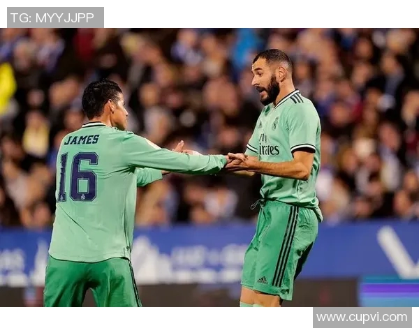 皇马3-0完胜塞尔塔取得开门红，本泽马梅开二度成全队头号射手